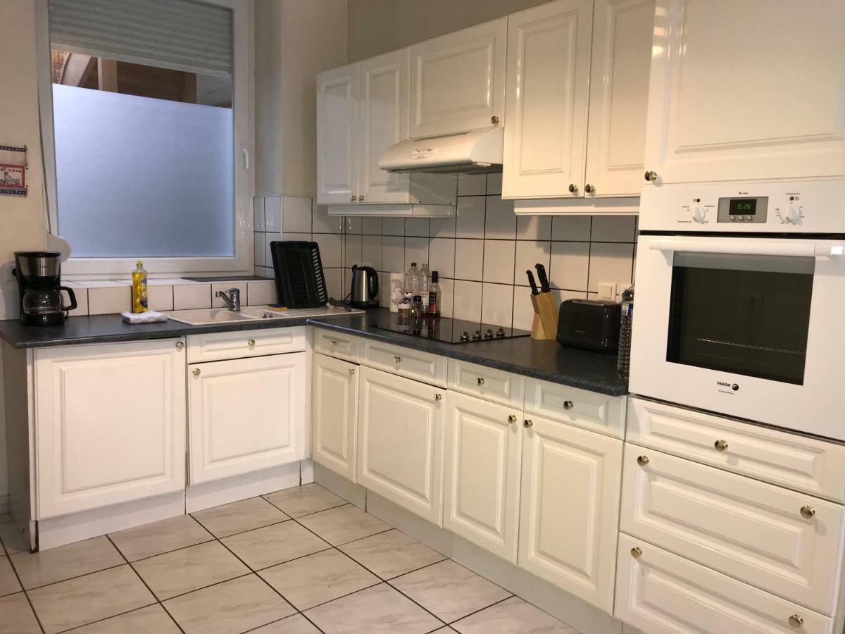 Sympathique Logement En Centre Ville ヴェルダン・シュル・ムーズ エクステリア 写真